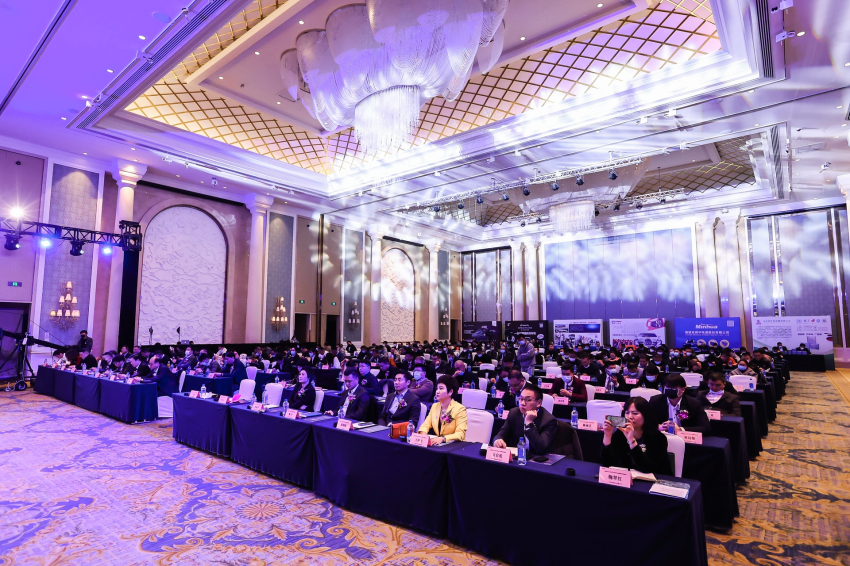 CARKU won the 2020 Auto Maintenance Equipment