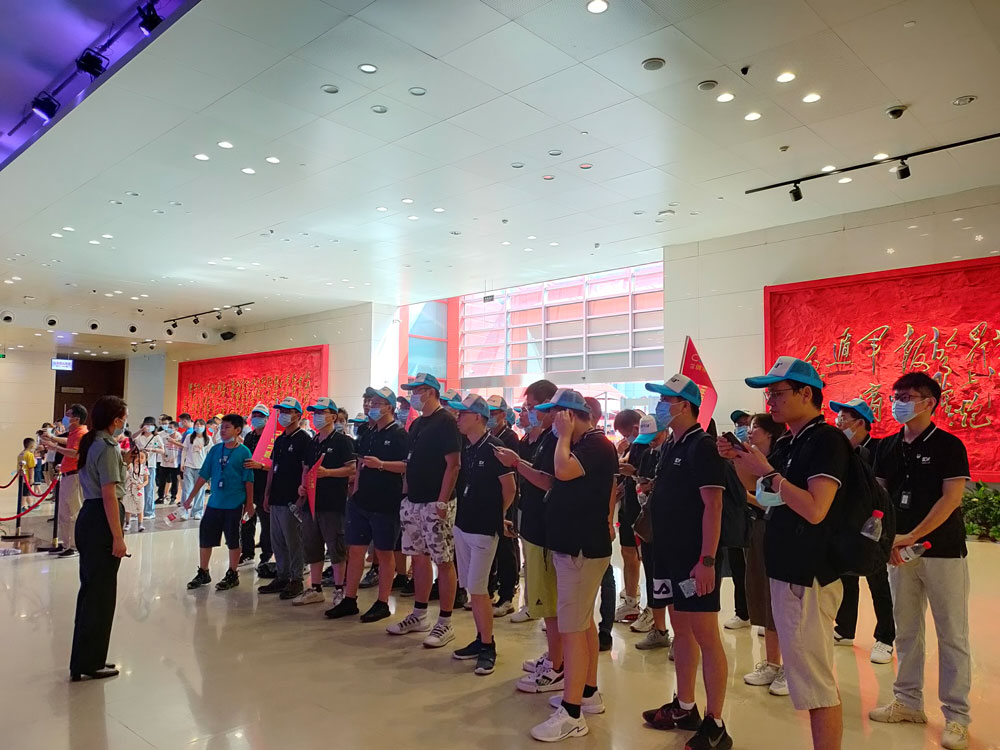 The travel to celebrate the 10th anniversary of Carku