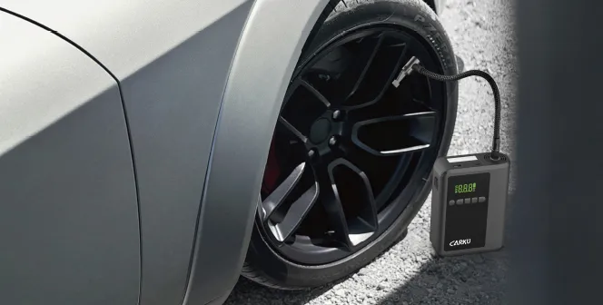 Jumping Start a 12V Vehicle and 150 PSI to Inflate Tires